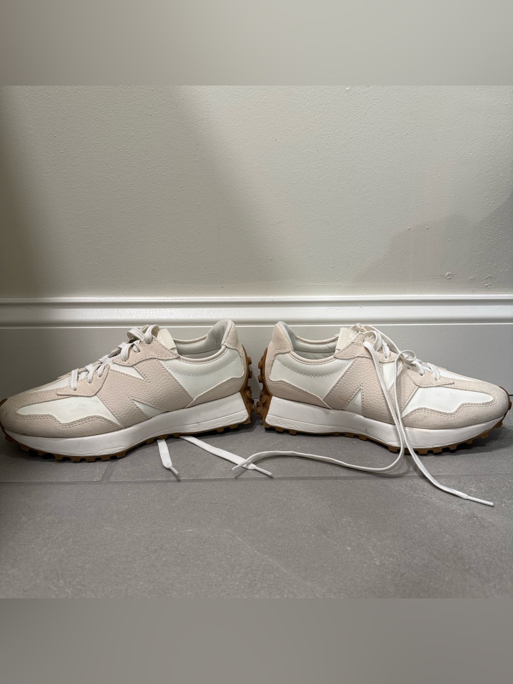 New Balance Women's 327 Retro-Style Sneakers